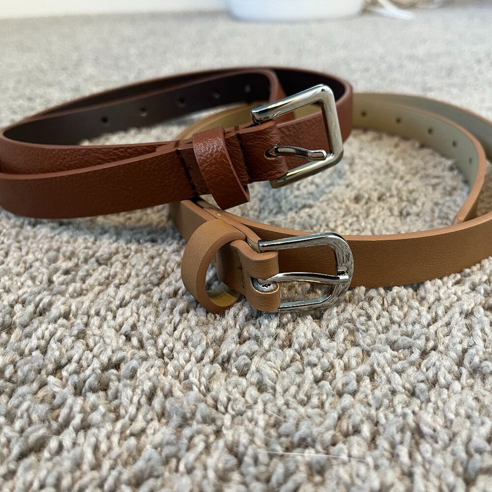 Set of 2 Skinny Faux Leather Belts – Brown & Tan